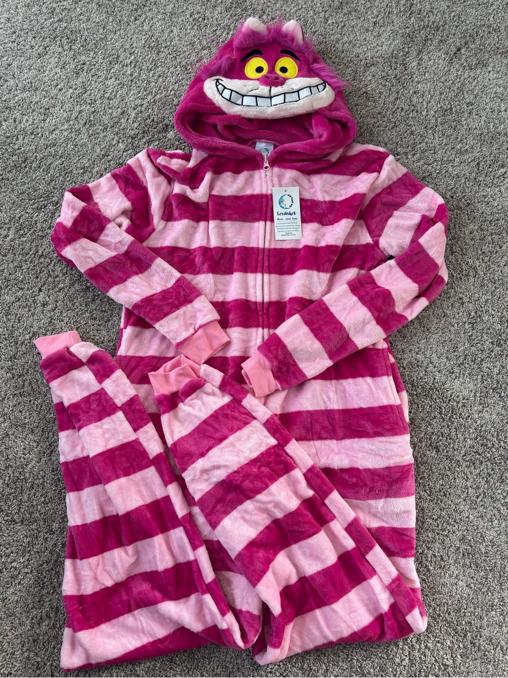 NWT COSUSKET Cheshire Cat Pajama Onesie Adult Medium Pink Striped Cosplay